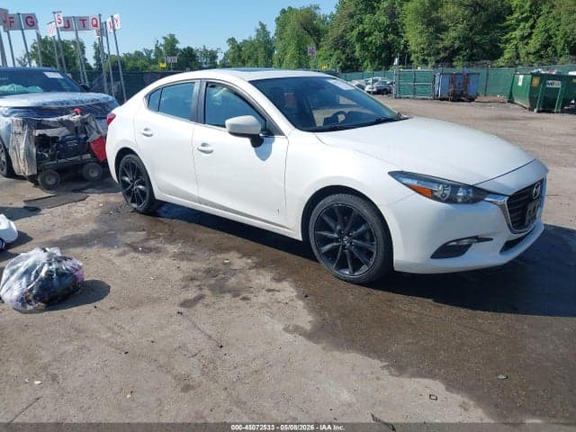 2018 MAZDA MAZDA3 TOURING