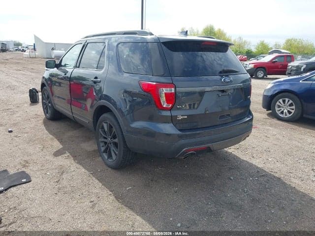 2017 FORD EXPLORER XLT 4