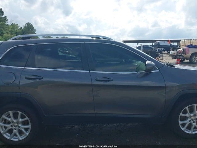 2017 JEEP CHEROKEE LATITUDE FWD 13