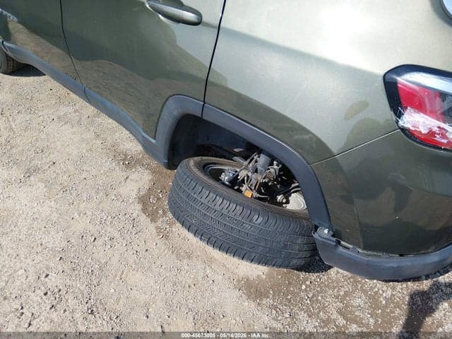 2018 JEEP COMPASS LATITUDE FWD 17