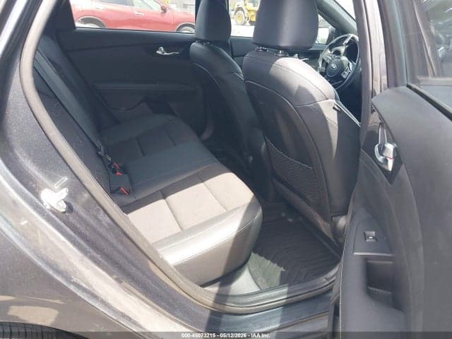 2021 KIA FORTE GT-LINE 8