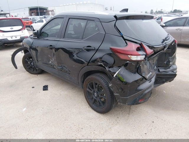 2022 NISSAN KICKS SV XTRONIC CVT 3