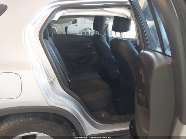 2018 CHEVROLET TRAX LT 8