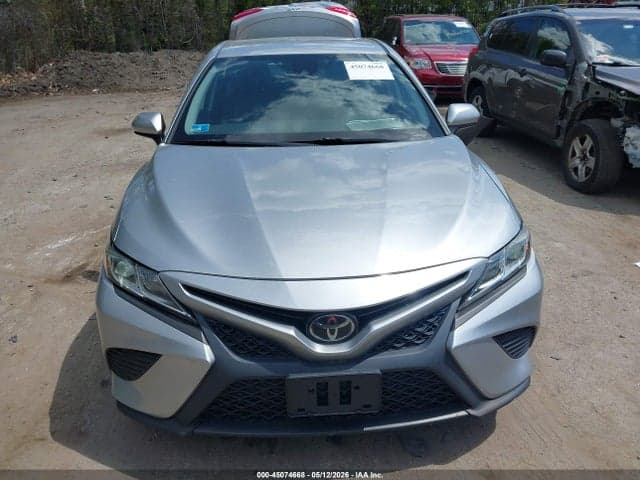 2019 TOYOTA CAMRY SE 13