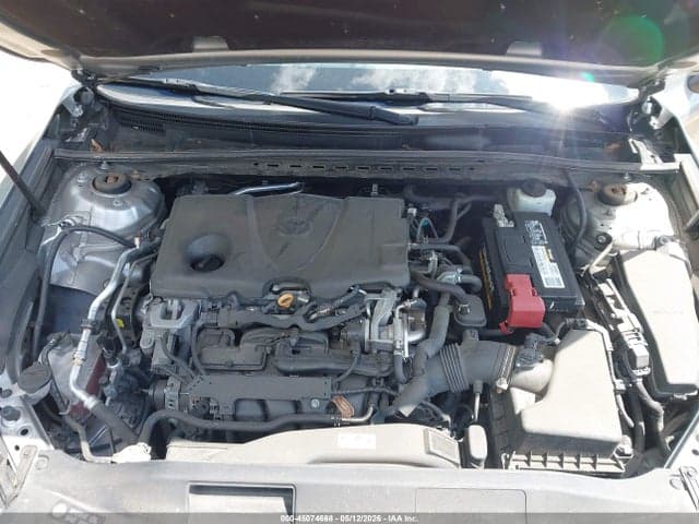 2019 TOYOTA CAMRY SE 10