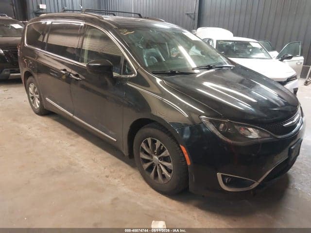 2017 CHRYSLER PACIFICA TOURING-L 1