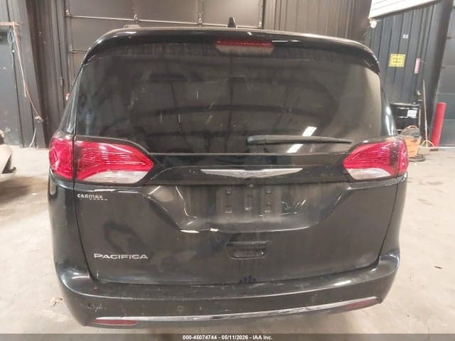 2017 CHRYSLER PACIFICA TOURING-L 6