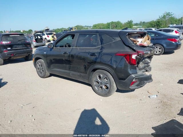 2026 KIA SELTOS LX 3