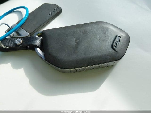 2025 KIA K5 LXS 11