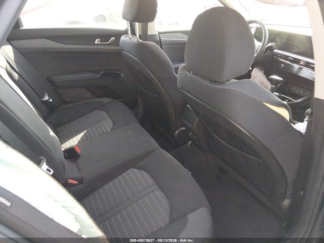 2025 KIA K5 LXS 8