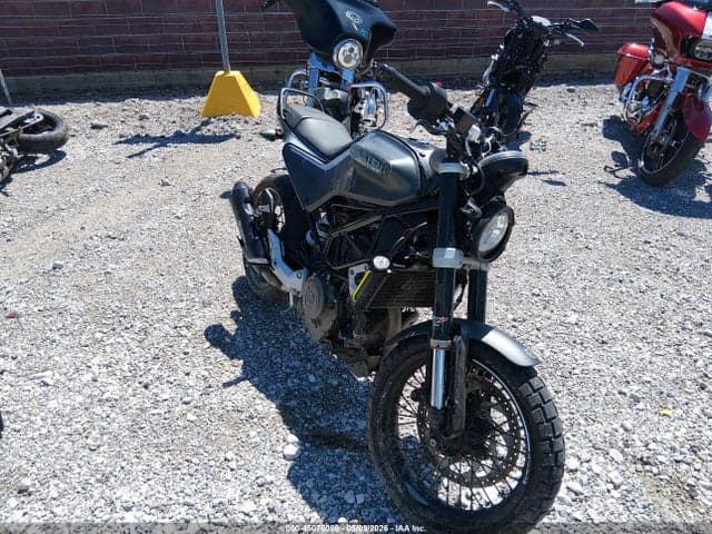 2020 HUSQVARNA VITPILEN 401/SVARTPILEN 401 - 1