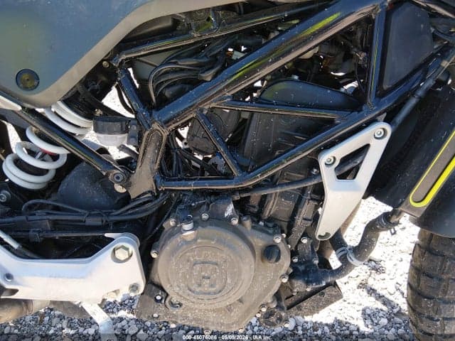 2020 HUSQVARNA VITPILEN 401/SVARTPILEN 401 8