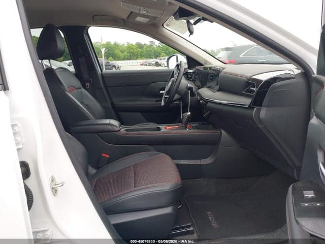 2025 NISSAN KICKS SR FWD 5