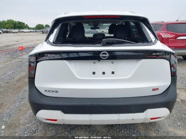 2025 NISSAN KICKS SR FWD 6