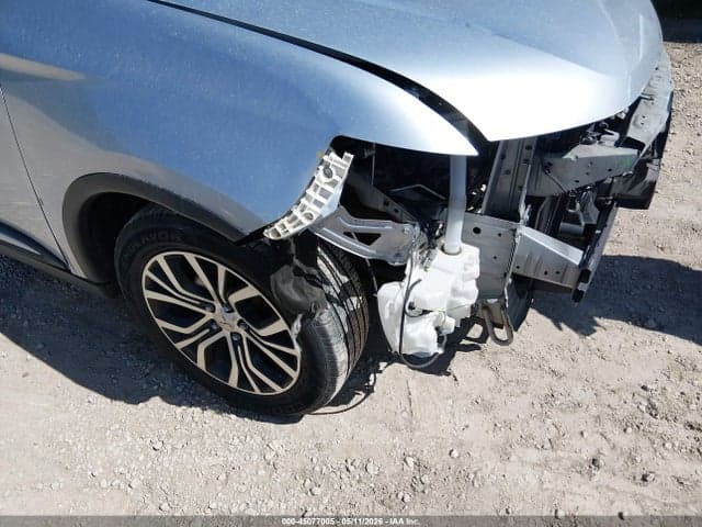 2017 MITSUBISHI OUTLANDER ES 21