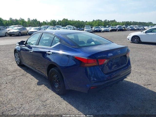 2023 NISSAN ALTIMA S FWD 3