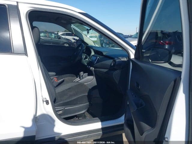 2024 NISSAN KICKS S XTRONIC CVT 5