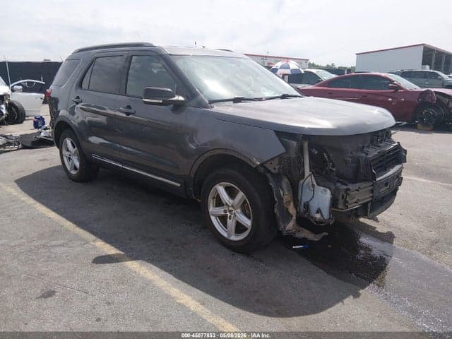 2017 FORD EXPLORER XLT 1