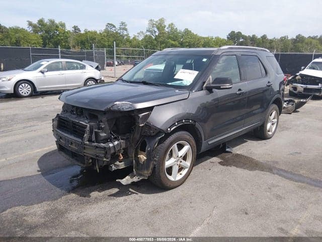 2017 FORD EXPLORER XLT 2