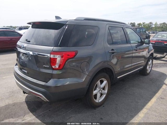 2017 FORD EXPLORER XLT 4