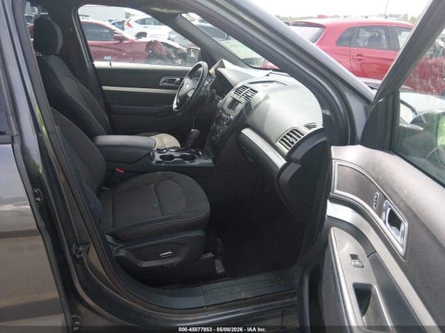 2017 FORD EXPLORER XLT 5