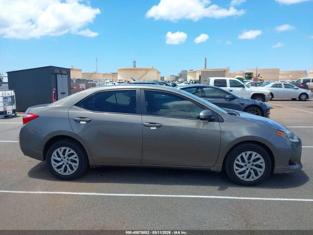 2019 TOYOTA COROLLA LE 13