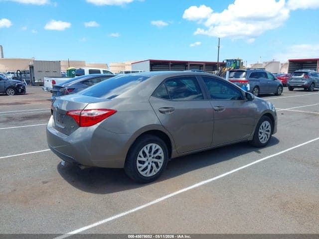 2019 TOYOTA COROLLA LE 4