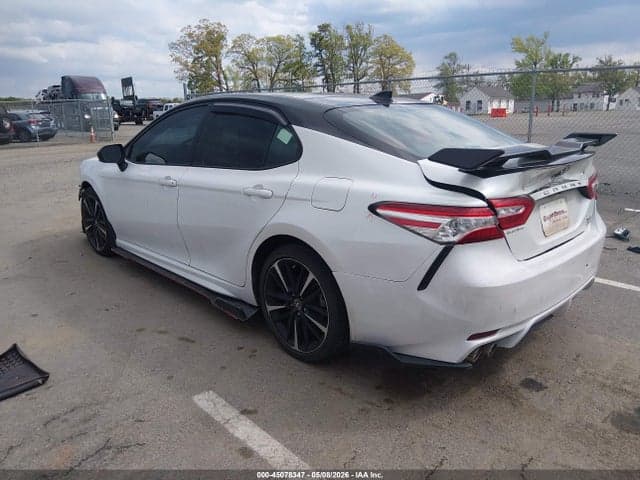 2020 TOYOTA CAMRY XSE AWD 3