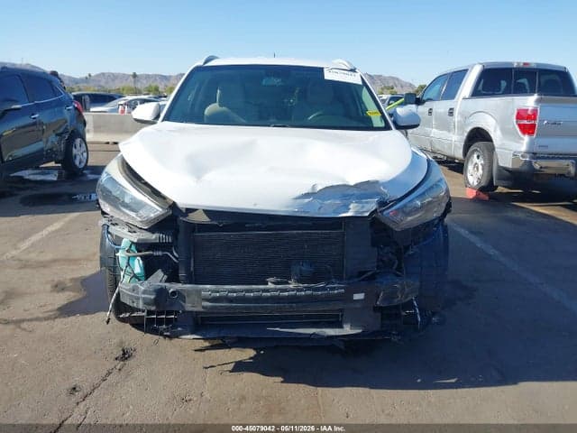 2017 HYUNDAI TUCSON SE 12