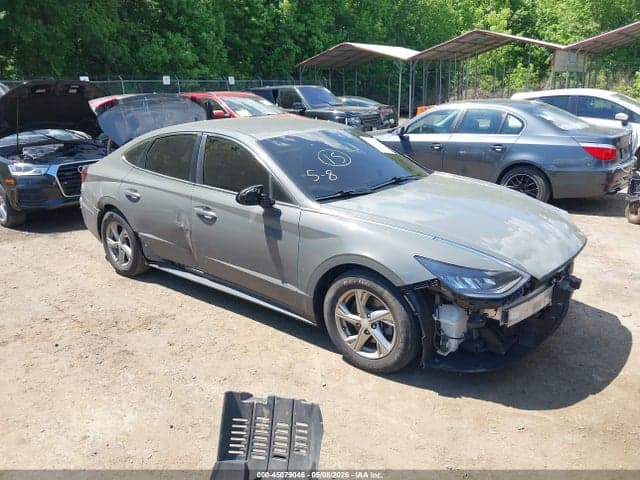 2021 HYUNDAI SONATA SE 1