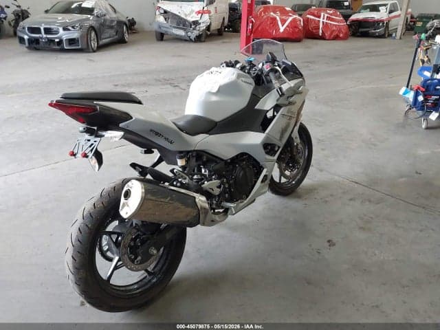 2025 KAWASAKI EX500 H 4
