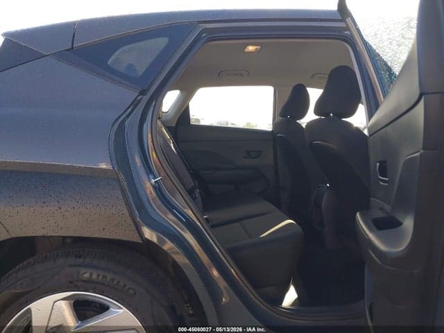 2025 HYUNDAI KONA SE 8