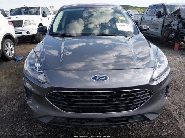 2021 FORD ESCAPE SE 12