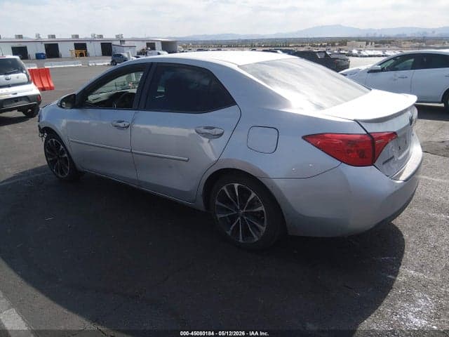 2018 TOYOTA COROLLA SE 3