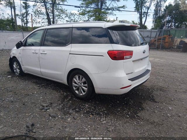 2017 KIA SEDONA LX 3