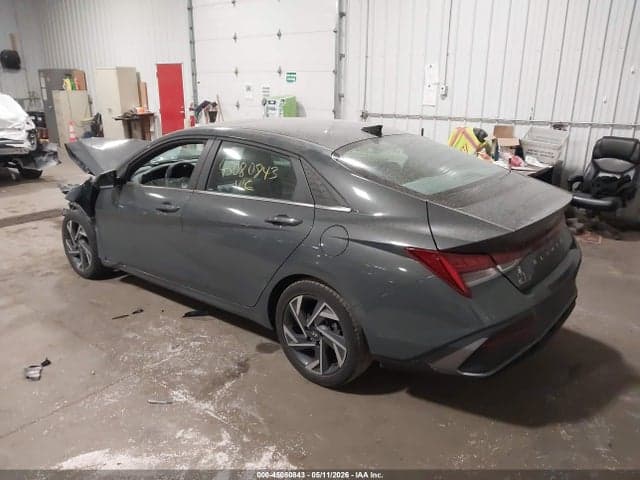 2024 HYUNDAI ELANTRA SEL 3