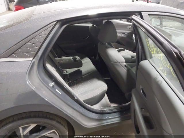 2024 HYUNDAI ELANTRA SEL 8