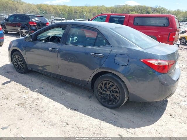 2017 TOYOTA COROLLA LE 3