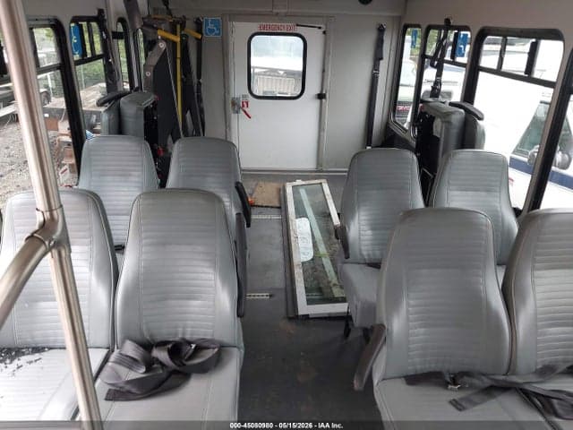 2024 FORD E-450 CUTAWAY 7
