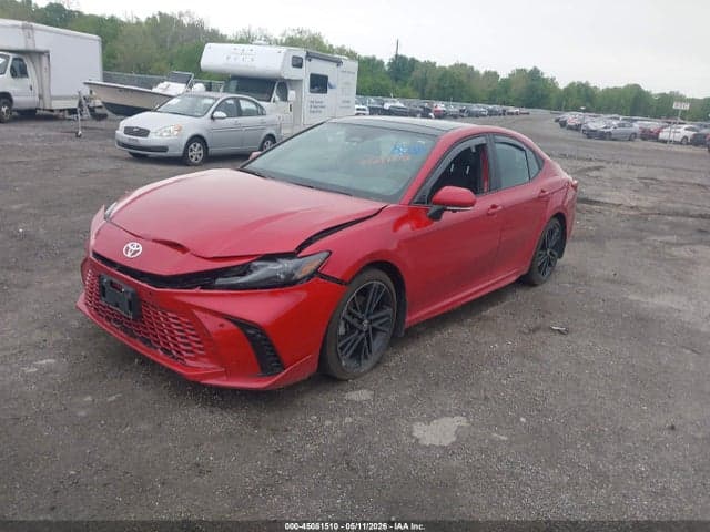 2025 TOYOTA CAMRY XSE 3