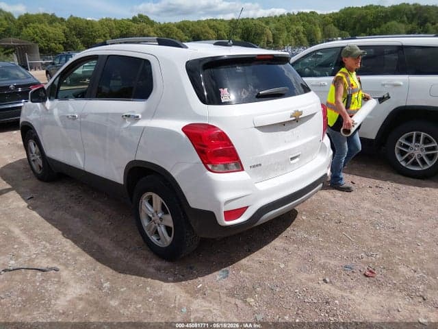 2019 CHEVROLET TRAX LT 3