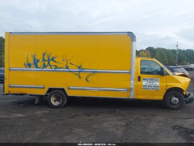 2018 GMC SAVANA CUTAWAY WORK VAN 13