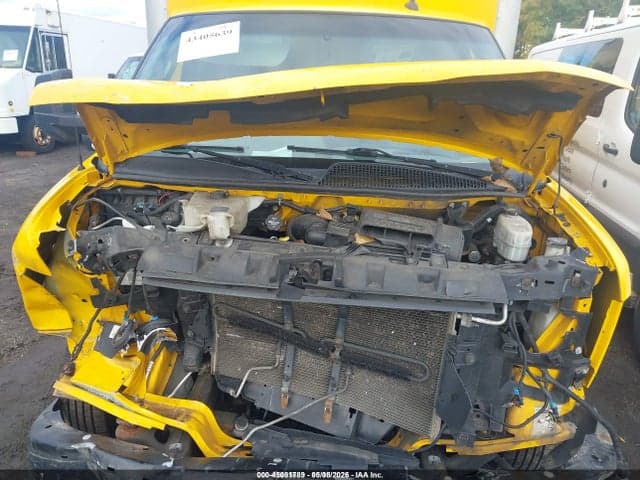 2018 GMC SAVANA CUTAWAY WORK VAN 9
