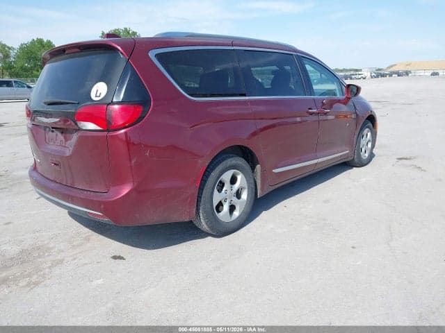 2017 CHRYSLER PACIFICA TOURING-L PLUS 4