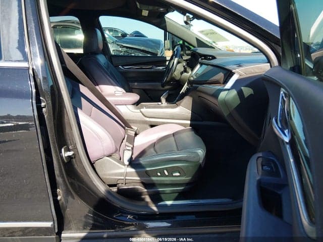 2017 CADILLAC XT5 LUXURY 5