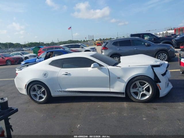 2018 CHEVROLET CAMARO 1LS 13