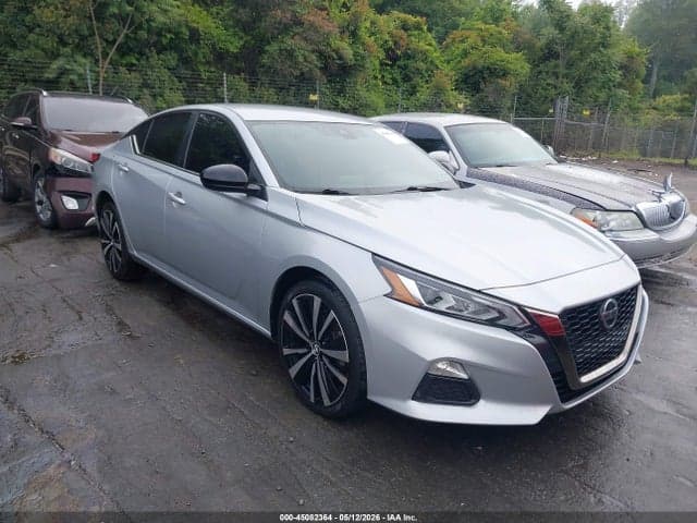 2022 NISSAN ALTIMA SR FWD