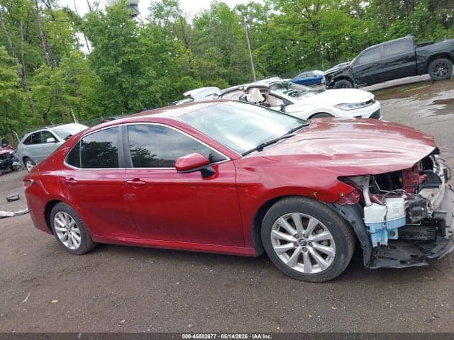 2019 TOYOTA CAMRY LE 14