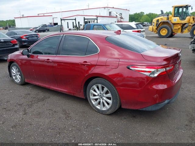 2019 TOYOTA CAMRY LE 3