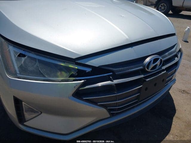 2019 HYUNDAI ELANTRA SE 6